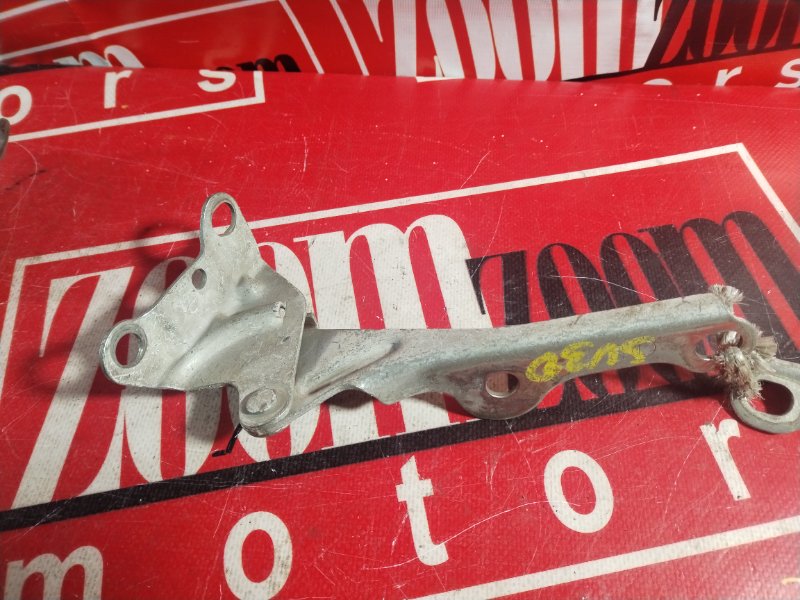 Петля (Шарнир капота), 1000 рублей, Красноярск