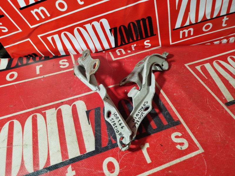 Петля (Шарнир капота), 1000 рублей, Красноярск