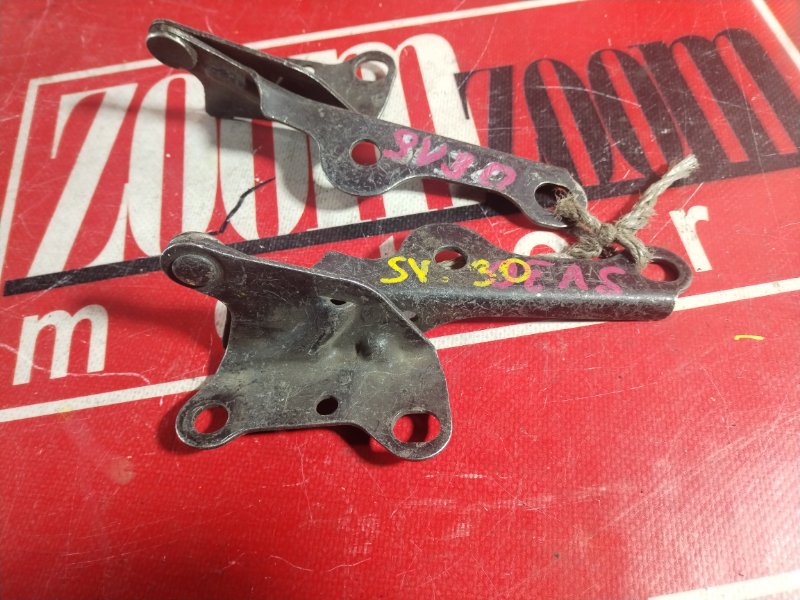 Петля (Шарнир капота), 1000 рублей, Красноярск