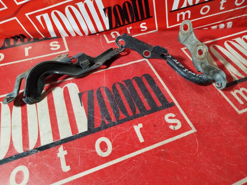 Петля (Шарнир капота), 1000 рублей, Красноярск