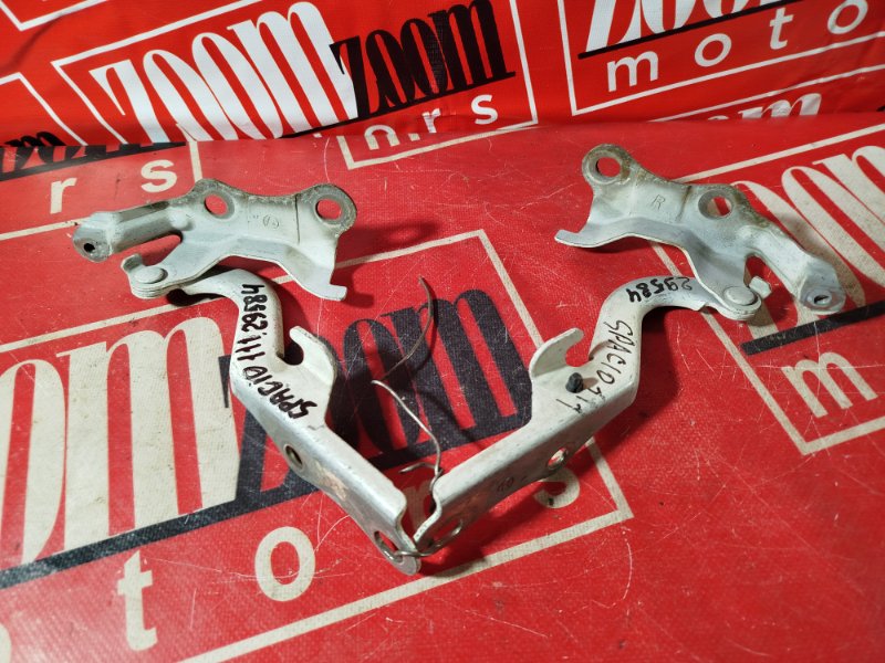 Петля (Шарнир капота), 1000 рублей, Красноярск