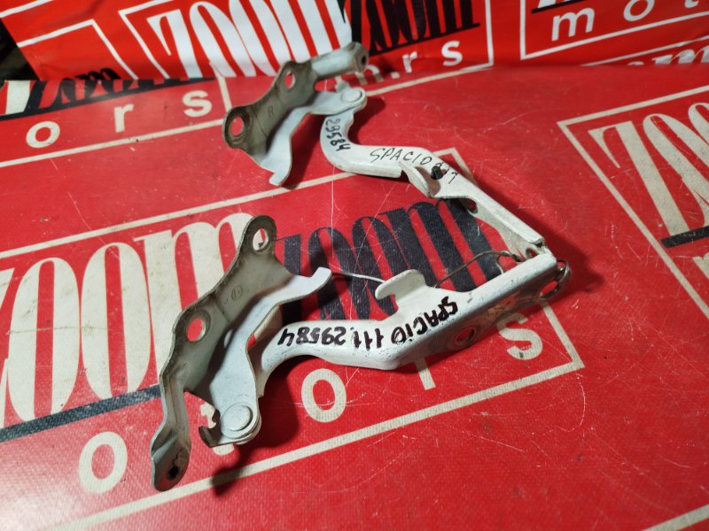 Петля (Шарнир капота), 1000 рублей, Красноярск