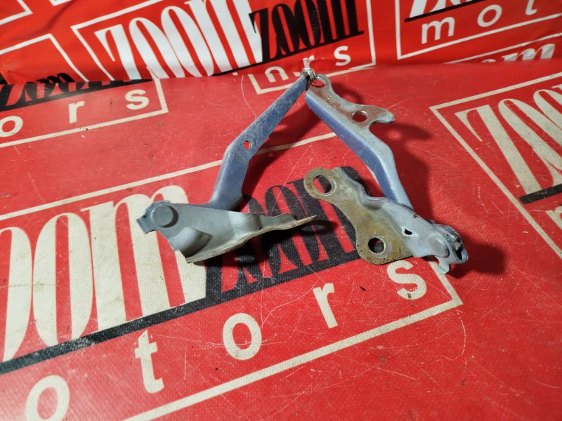 Петля (Шарнир капота), 1000 рублей, Красноярск