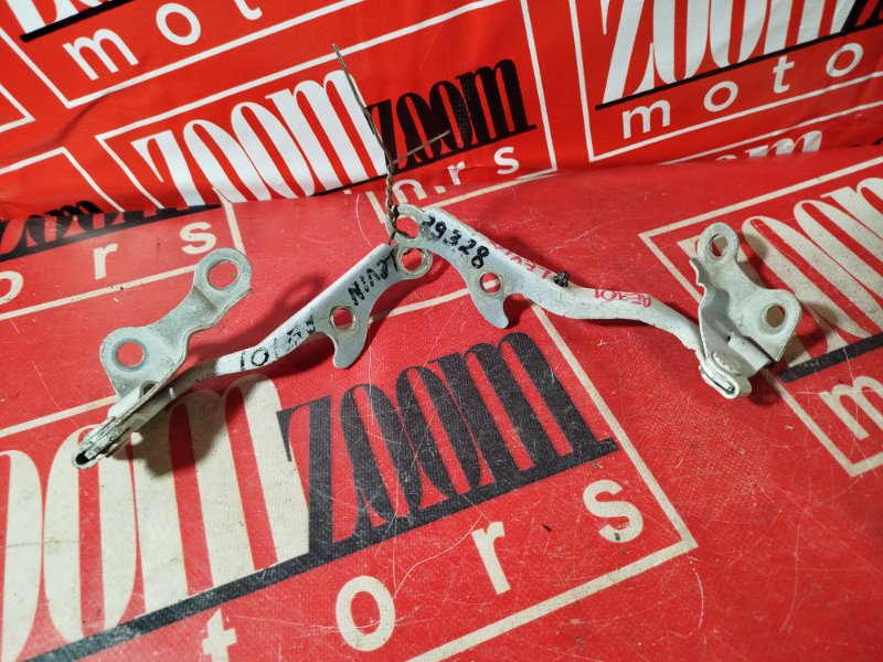 Петля (Шарнир капота), 1000 рублей, Красноярск