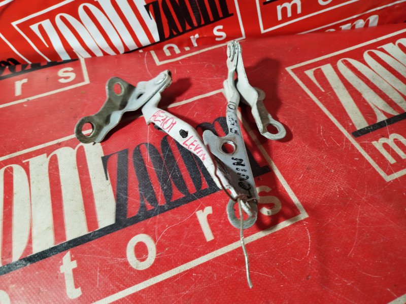 Петля (Шарнир капота), 1000 рублей, Красноярск