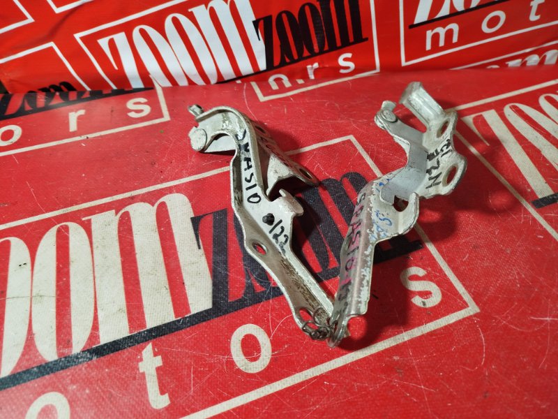 Петля (Шарнир капота), 800 рублей, Красноярск