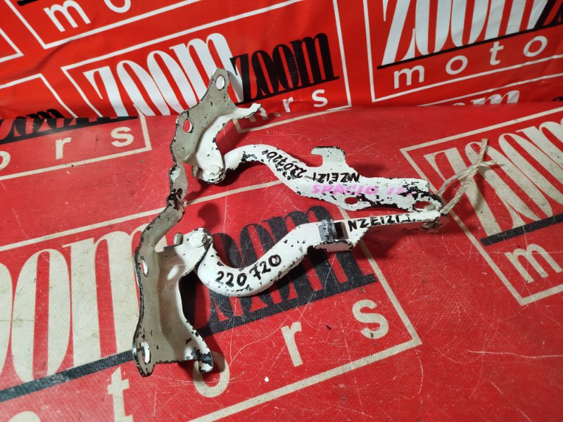 Петля (Шарнир капота), 800 рублей, Красноярск