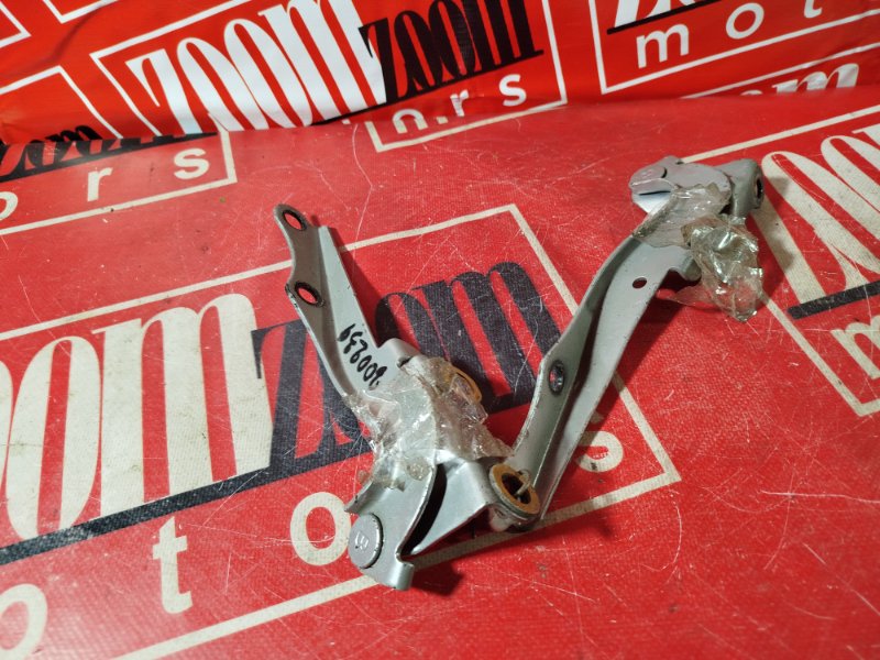 Петля (Шарнир капота), 1000 рублей, Красноярск