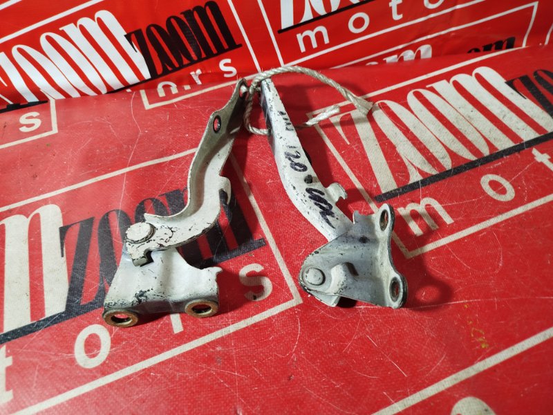 Петля (Шарнир капота), 1000 рублей, Красноярск