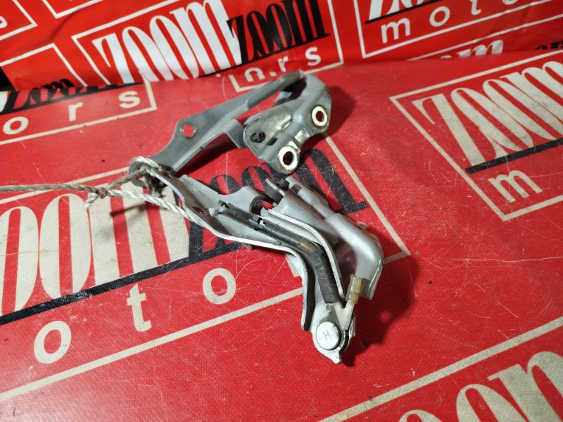 Петля (Шарнир капота), 1300 рублей, Красноярск