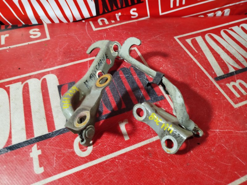 Петля (Шарнир капота), 2000 рублей, Красноярск