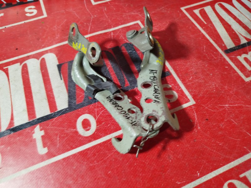 Петля (Шарнир капота), 2000 рублей, Красноярск