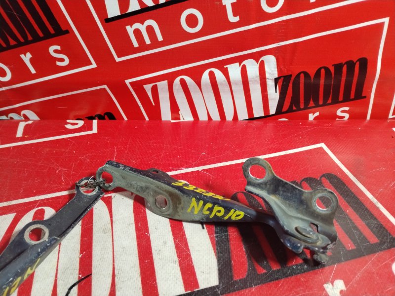 Петля (Шарнир капота), 300 рублей, Красноярск