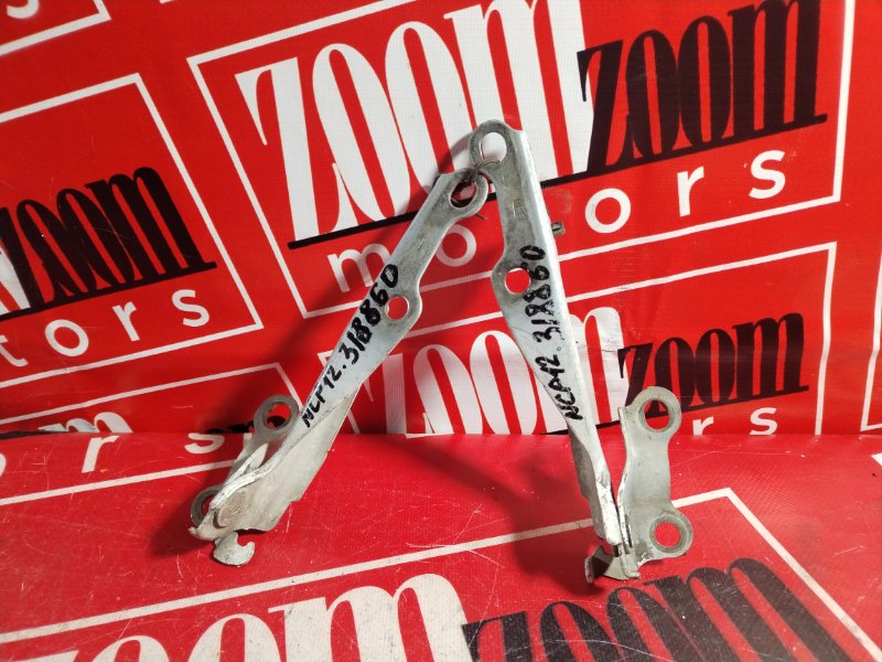 Петля (Шарнир капота), 300 рублей, Красноярск