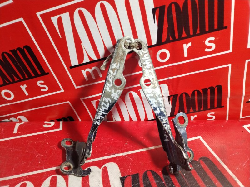 Петля (Шарнир капота), 300 рублей, Красноярск