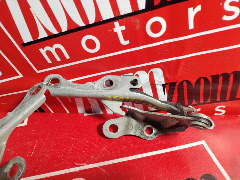 Петля (Шарнир капота), 900 рублей, Красноярск