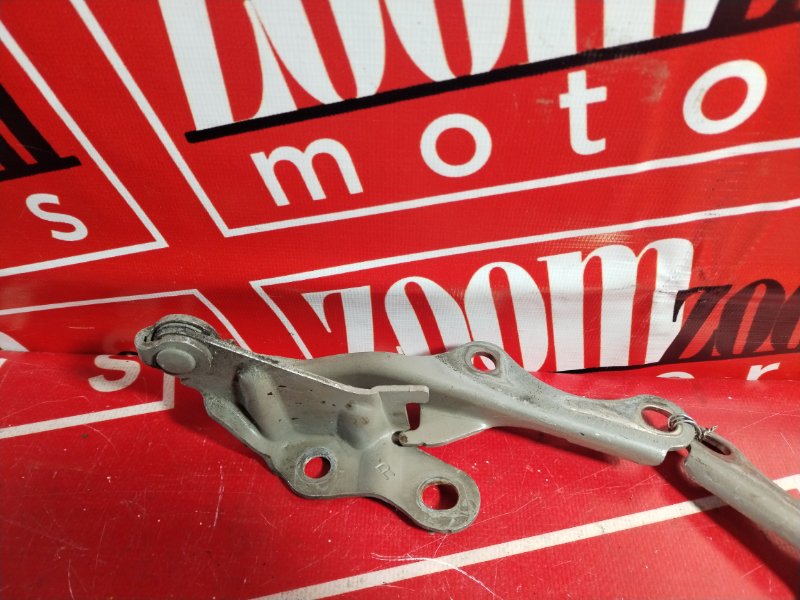 Петля (Шарнир капота), 900 рублей, Красноярск