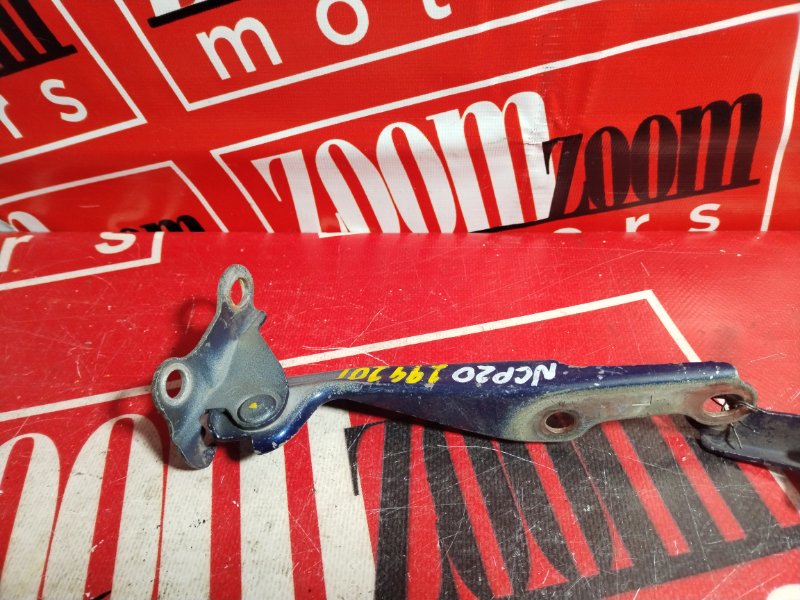 Петля (Шарнир капота), 300 рублей, Красноярск