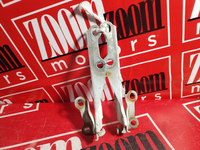 Петля (Шарнир капота), 300 рублей, Красноярск