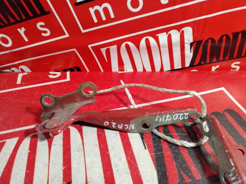 Петля (Шарнир капота), 300 рублей, Красноярск