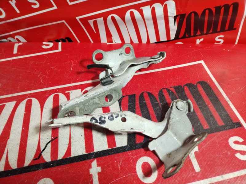 Петля (Шарнир капота), 1000 рублей, Красноярск