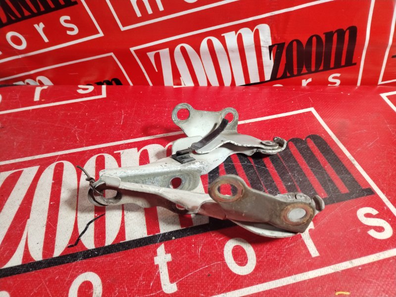 Петля (Шарнир капота), 1000 рублей, Красноярск