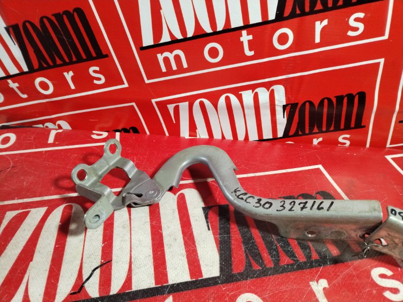 Петля (Шарнир капота), 900 рублей, Красноярск