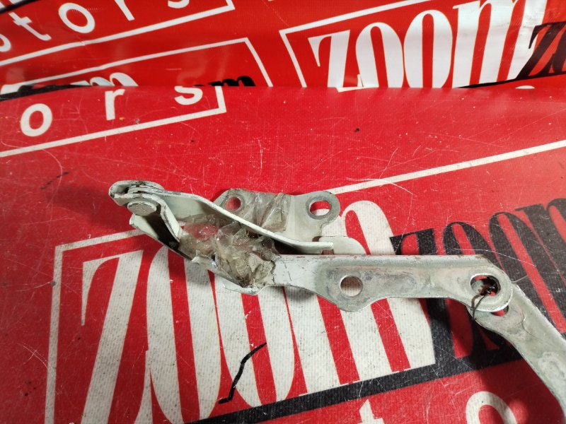 Петля (Шарнир капота), 1000 рублей, Красноярск