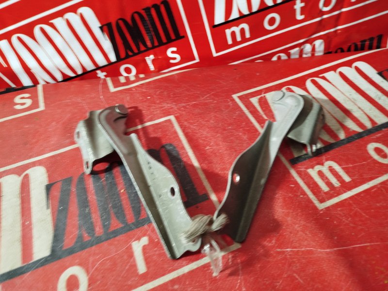 Петля (Шарнир капота), 800 рублей, Красноярск