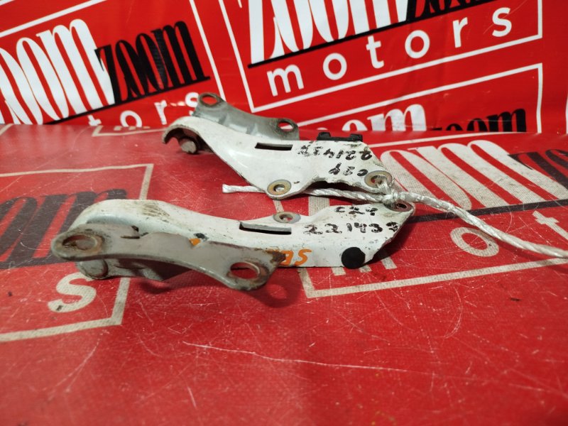 Петля (Шарнир капота), 800 рублей, Красноярск