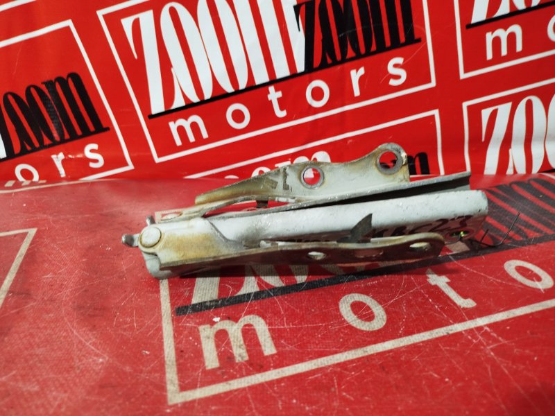 Петля (Шарнир капота), 800 рублей, Красноярск