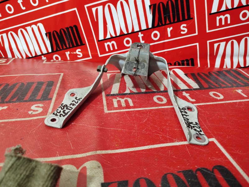 Петля (Шарнир капота), 2000 рублей, Красноярск