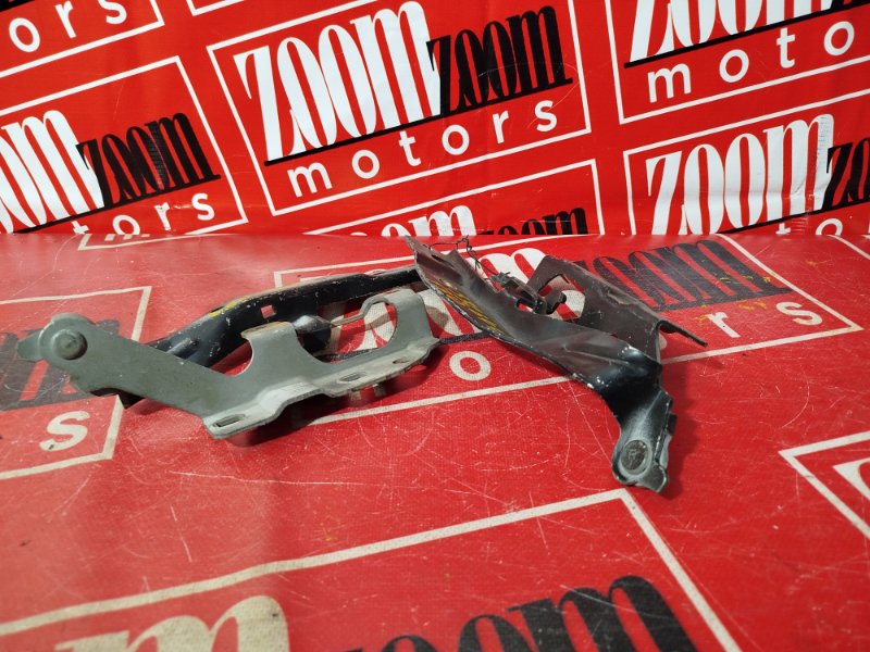 Петля (Шарнир капота), 500 рублей, Красноярск