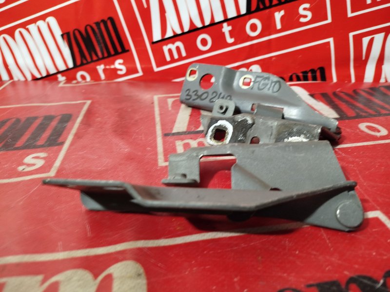 Петля (Шарнир капота), 400 рублей, Красноярск