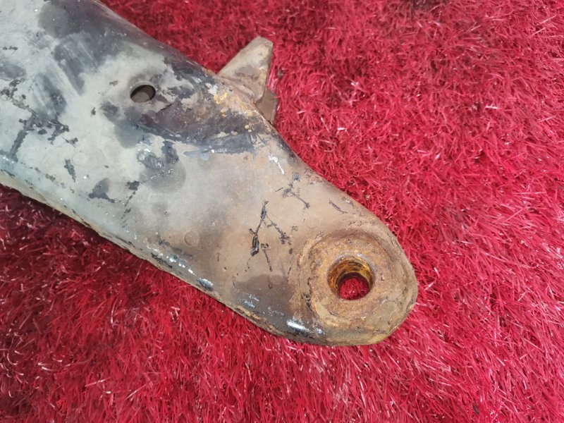 Рычаг подвески нижний, 1500 рублей, Красноярск