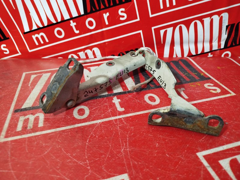 Петля (Шарнир капота), 500 рублей, Красноярск