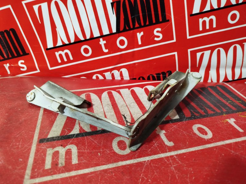 Петля (Шарнир капота), 500 рублей, Красноярск