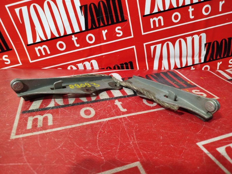 Петля (Шарнир капота), 500 рублей, Красноярск