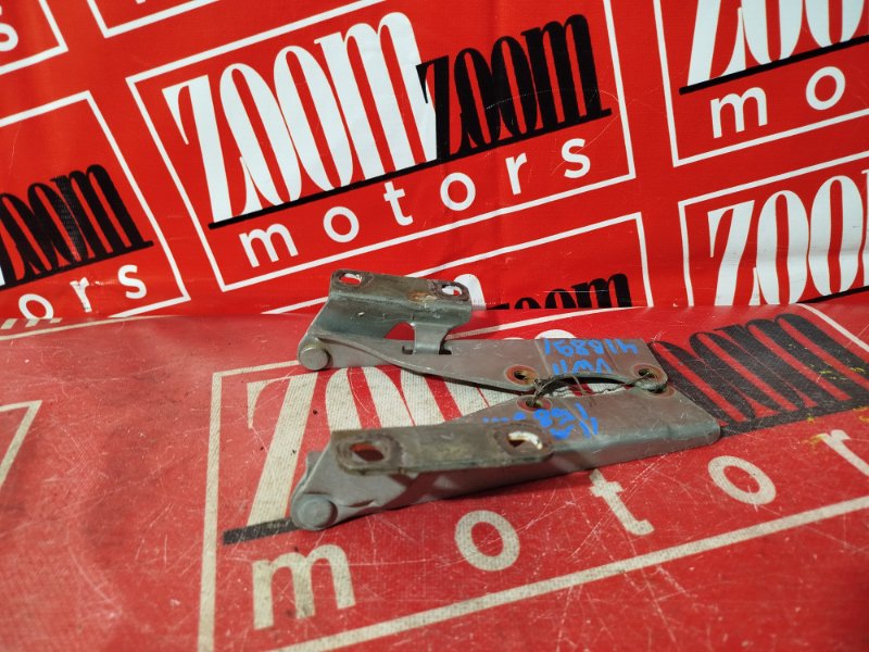 Петля (Шарнир капота), 500 рублей, Красноярск