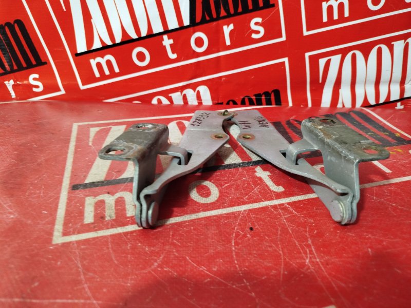 Петля (Шарнир капота), 500 рублей, Красноярск