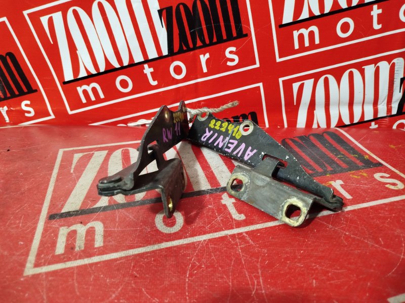 Петля (Шарнир капота), 500 рублей, Красноярск