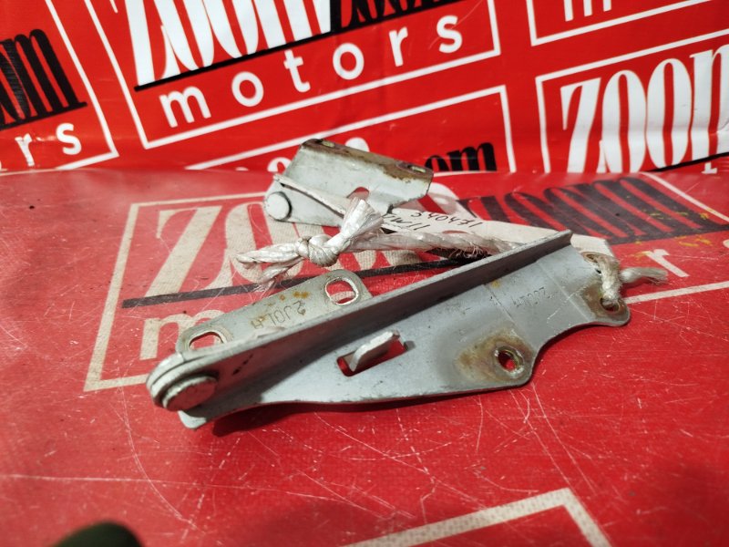 Петля (Шарнир капота), 500 рублей, Красноярск