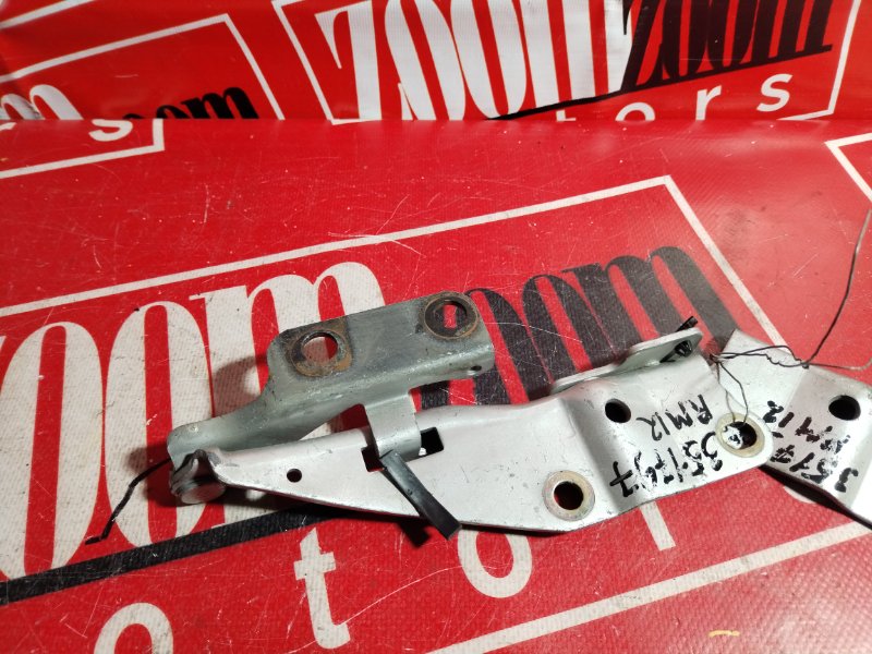 Петля (Шарнир капота), 500 рублей, Красноярск