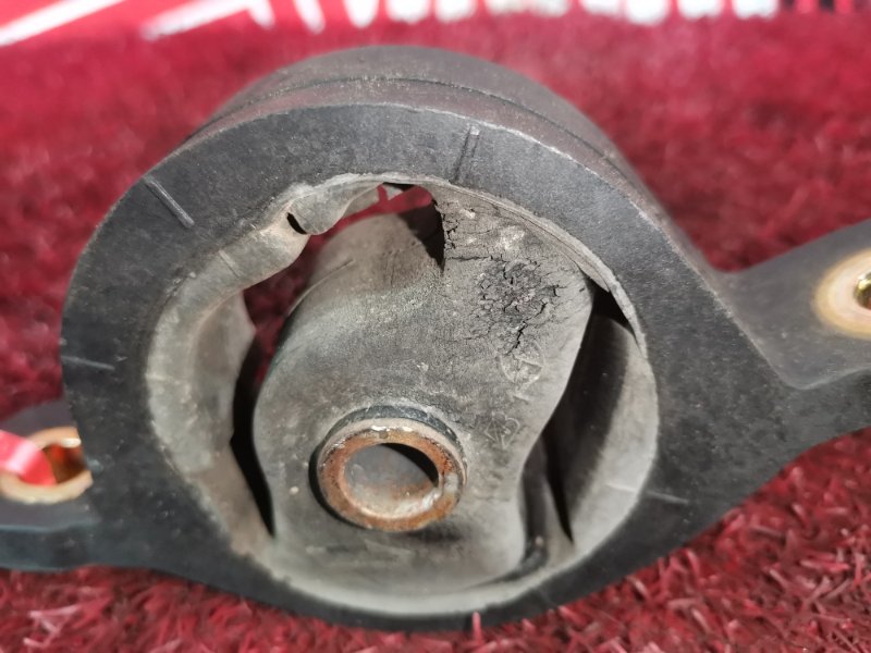 Подушка двигателя, 1000 рублей, Красноярск