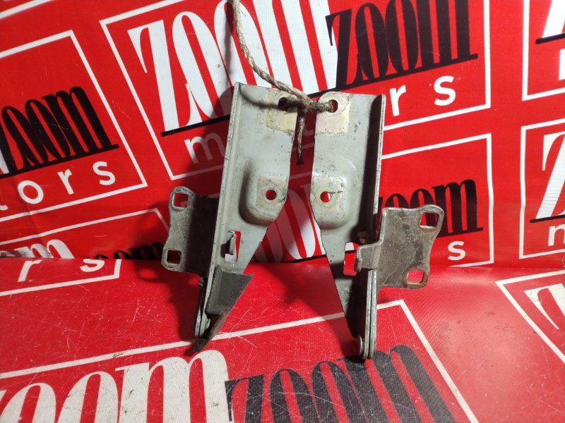 Петля (Шарнир капота), 500 рублей, Красноярск