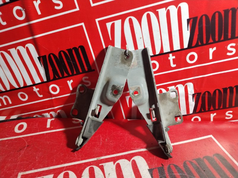 Петля (Шарнир капота), 500 рублей, Красноярск