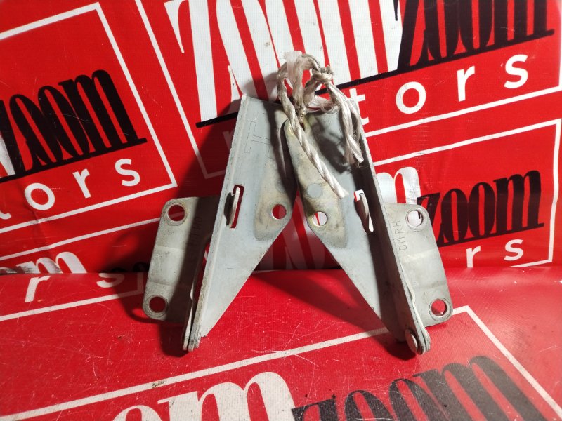 Петля (Шарнир капота), 500 рублей, Красноярск