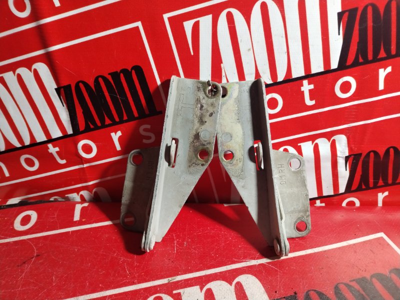 Петля (Шарнир капота), 500 рублей, Красноярск