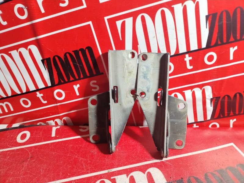 Петля (Шарнир капота), 500 рублей, Красноярск