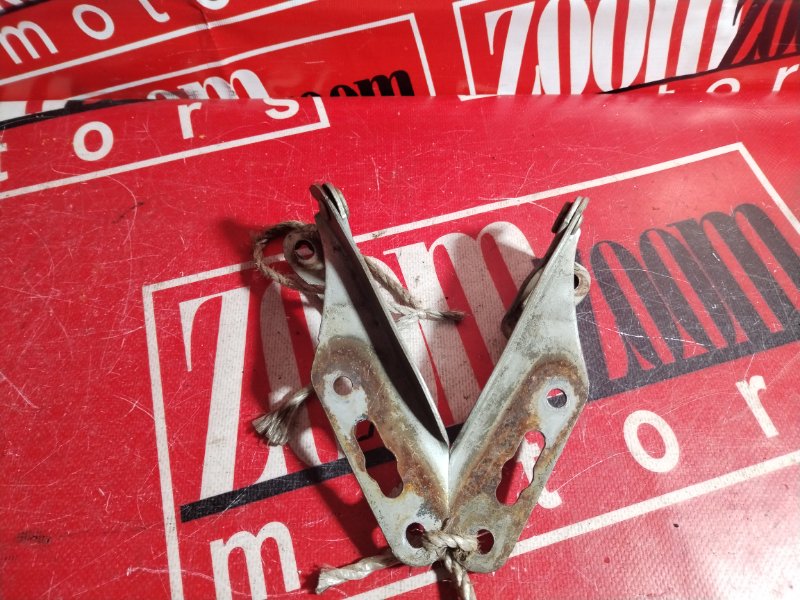 Петля (Шарнир капота), 600 рублей, Красноярск